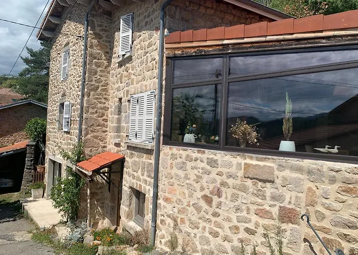 Le Doux Valoan Lägenhet Lamastre